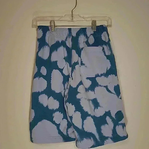 Nike Sportswear Club French Terry  Shorts Blue DO6572-548 Boys Size XL - Picture 3 of 6